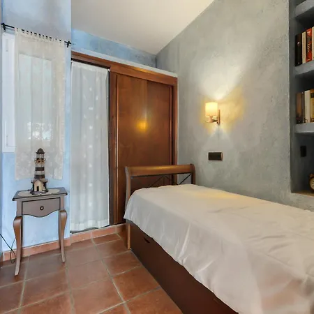 Spacious With Terrace